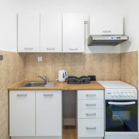 Apartman Center Dina 3 *